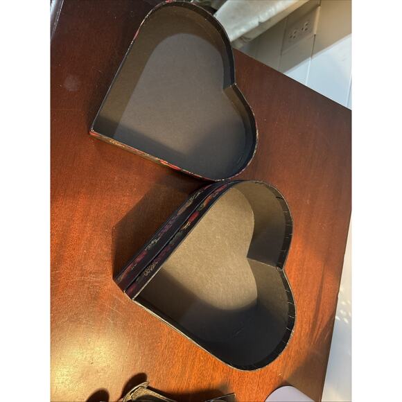 Bob's Boxes Lang Decorative Heart Shaped “Bless This House” - Picture 9 of 10